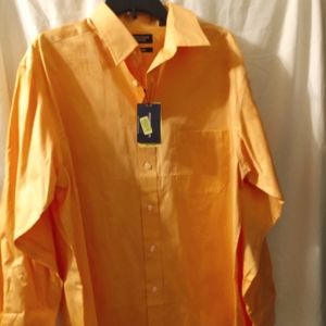 NWT Roundtree and Yorke long-sleeved dress shirt